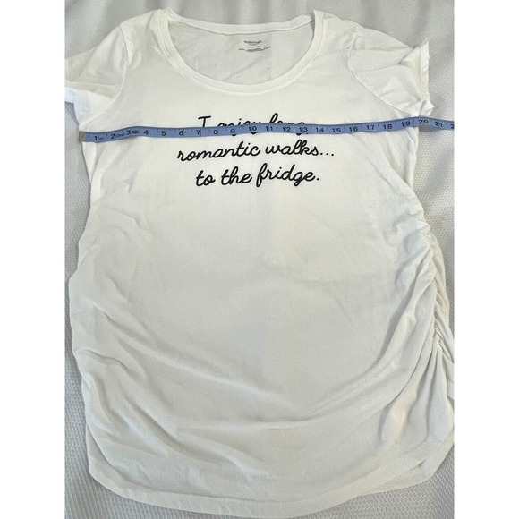 "I enjoy romantic walks... to the fridge." Womans Motherhood Maternity Size LG - Picture 8 of 9